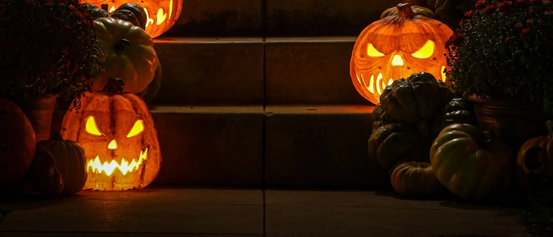 Trick-or-Treat Timing 2026: When Does Trick-or-Treating Start and End?
