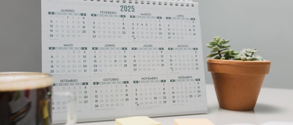 The History of the Modern Calendar: From Rome to the World