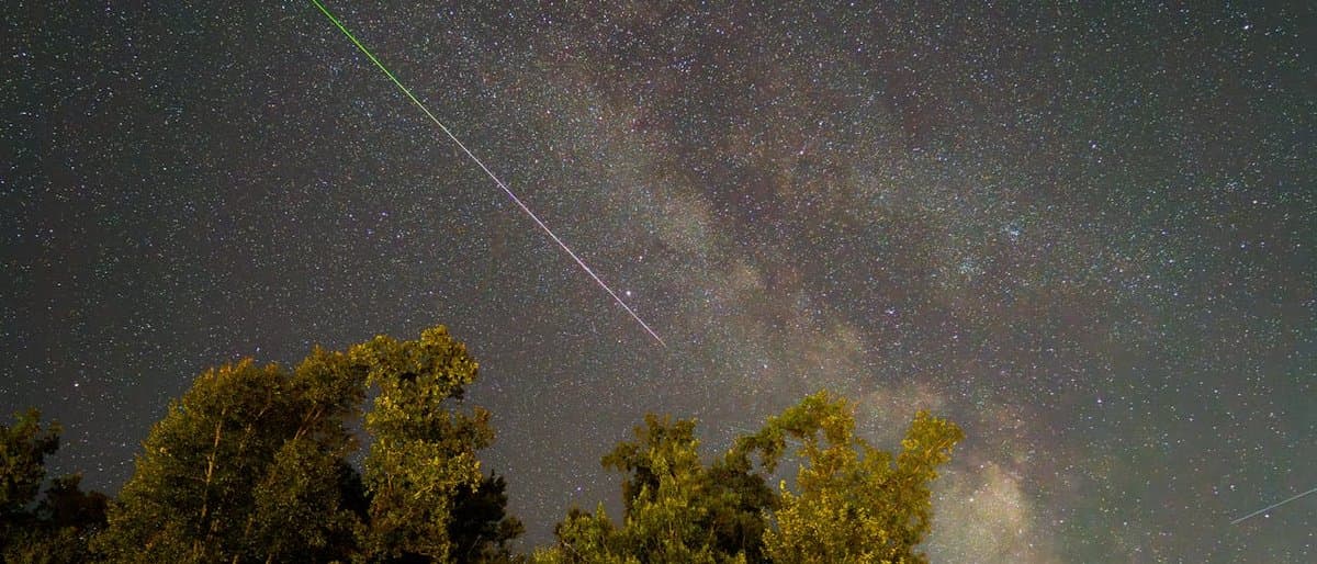 Cover illustration for Lyrid Meteor Shower 2026: Peak Date, Time, and Tips