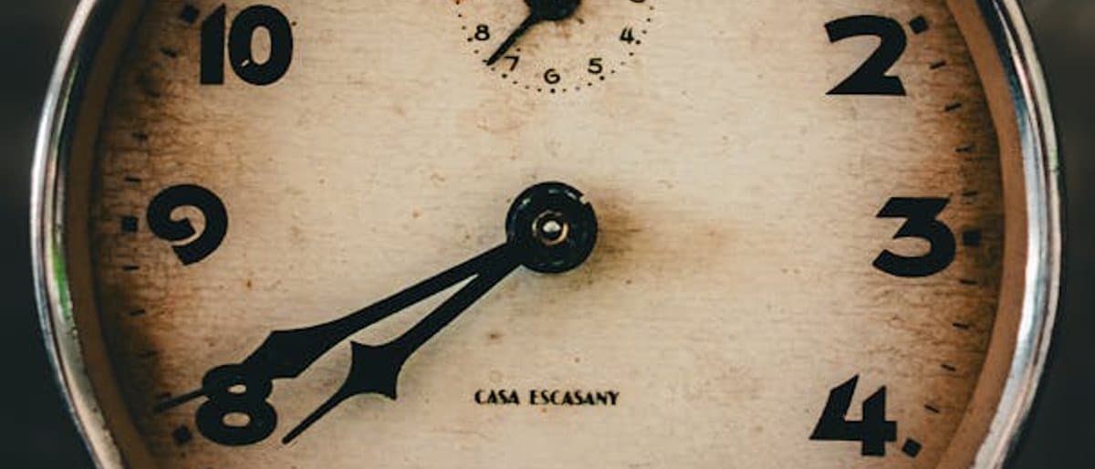 What is Daylight Saving Time (DST)? A Complete Guide